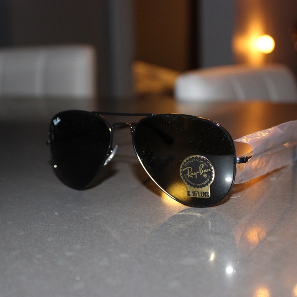 Black Ray-Ban Aviators main image 6